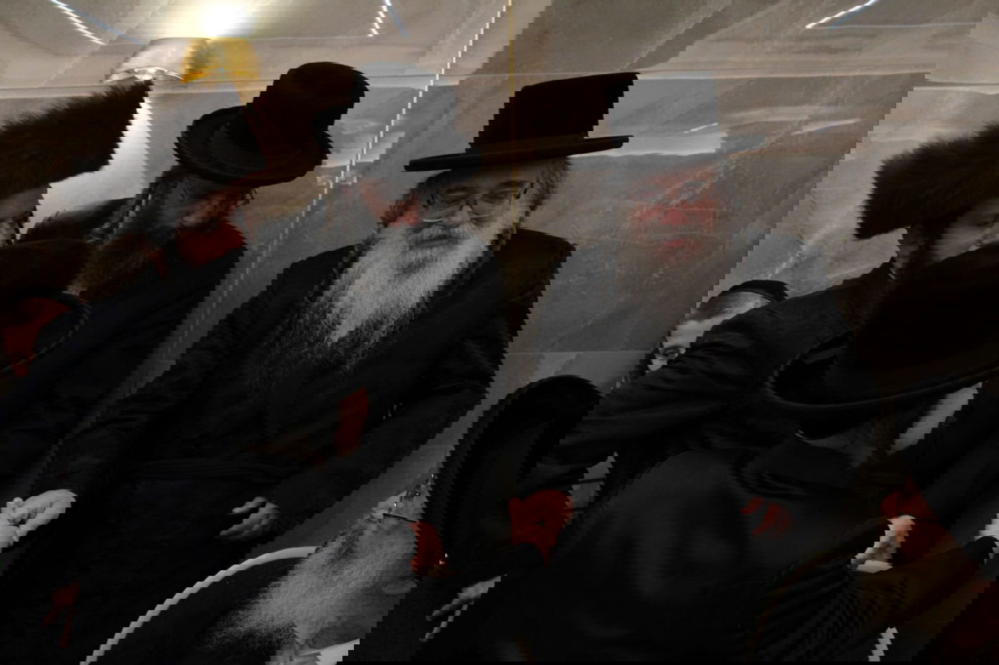 בזלאטשוב חגגו בר מצווה לבנו של האב"ד