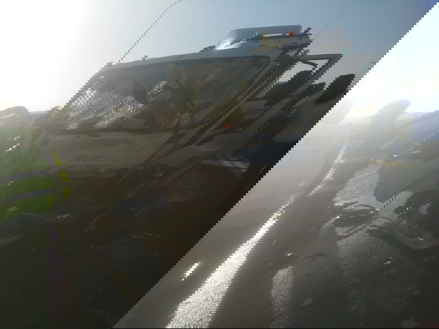 הרוג ותשעה פצועים בהתנגשות משאית ו-3 כלי רכב