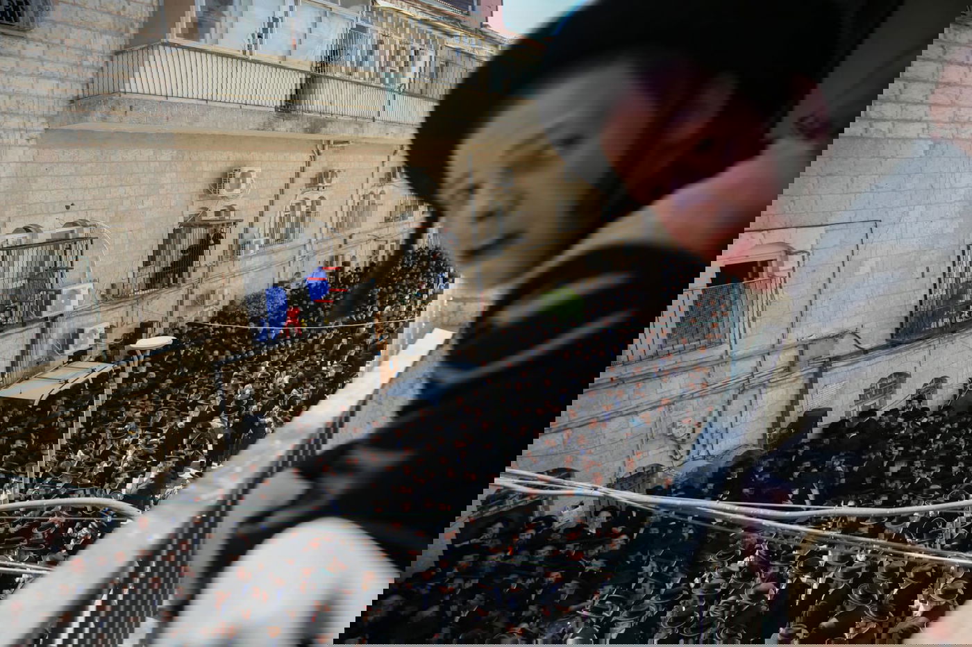 בהלווית ידידו הגרמ"א שיינברגר: גאב"ד 'העדה' מירר בבכי