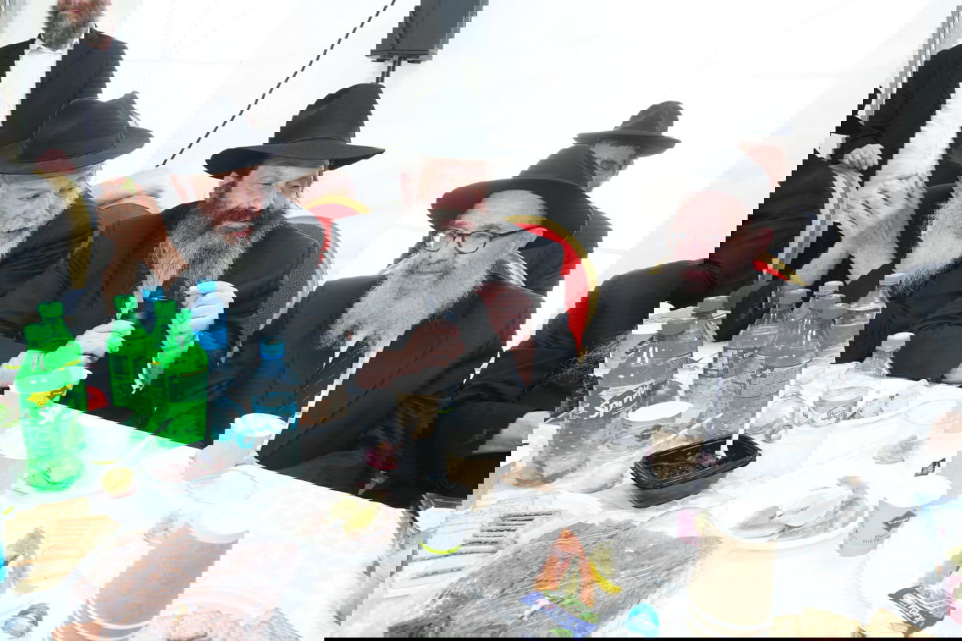 תיעוד: חסידי חב"ד עלו לציון שבקזחסטאן