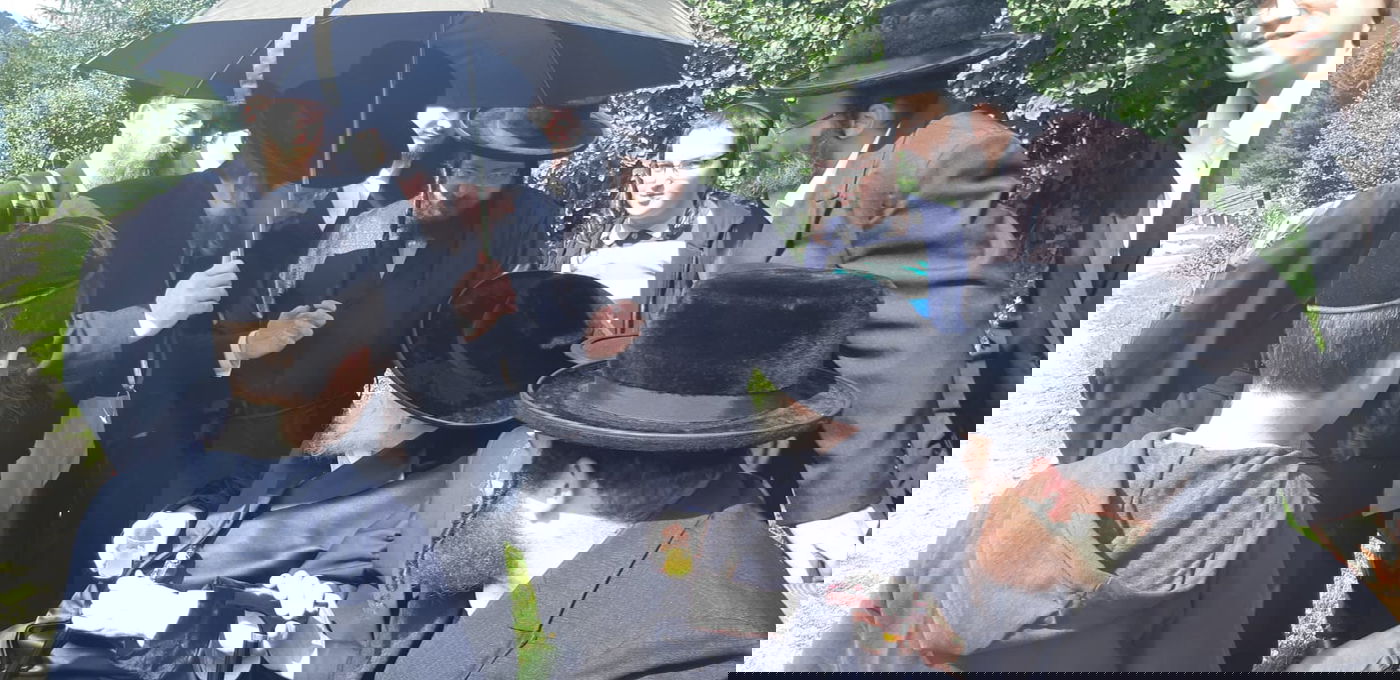 תיעוד: האדמו"ר מתולדות אברהם יצחק ב'נאות דשא'