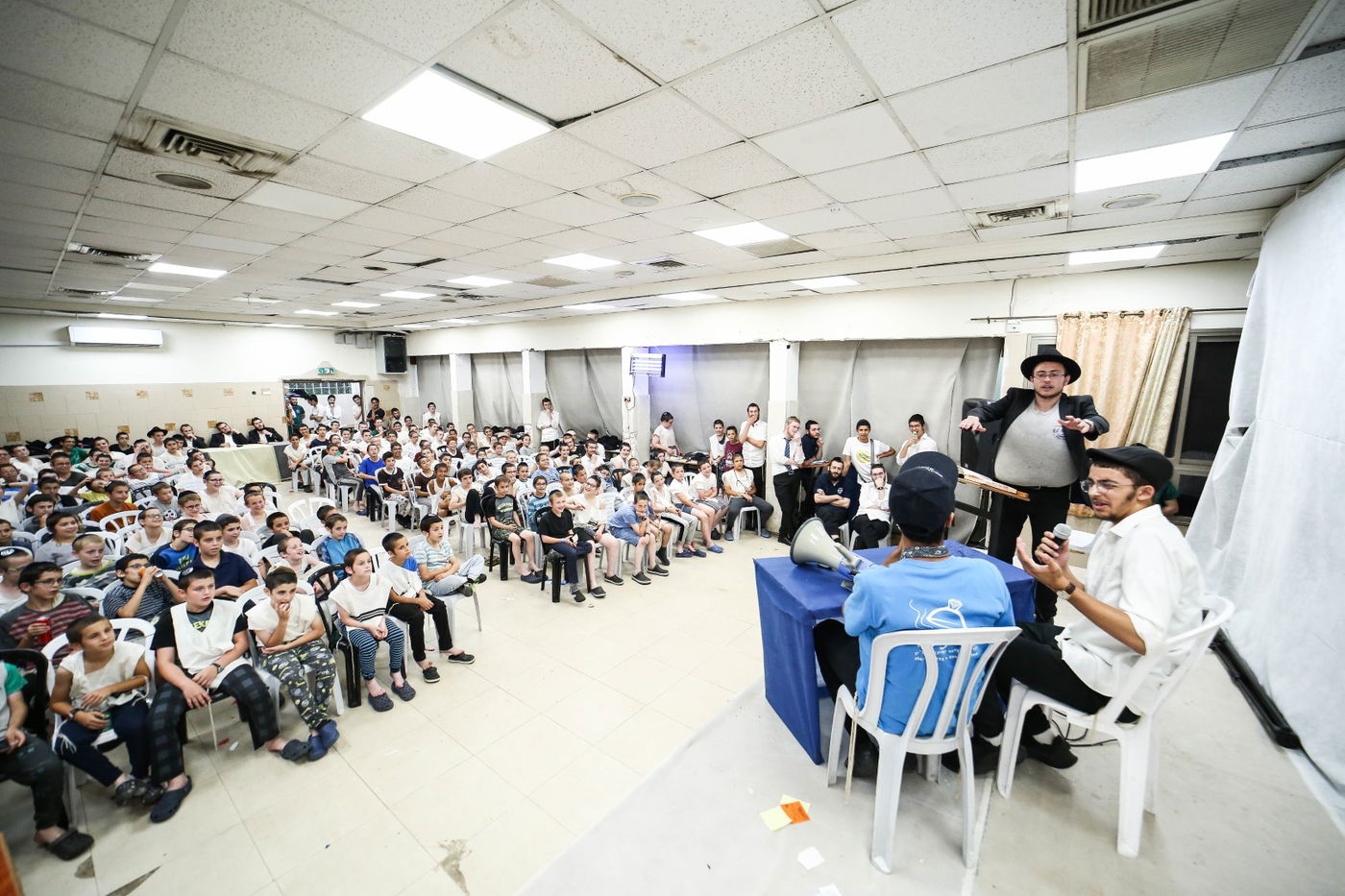 הצצה: הקעמפ אליו נרשמים רק ילדי השלוחים