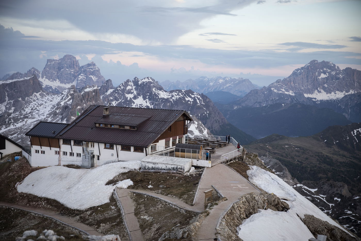 טיול דרך המצלמה להרי הדולמיטים הרמים