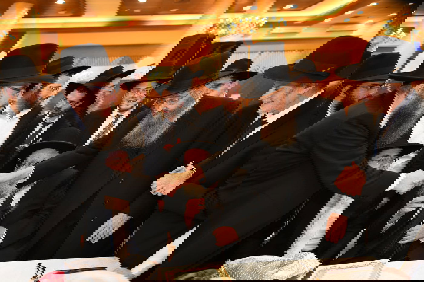 היתום הטרי התחתן עם נכדת ראש הישיבה