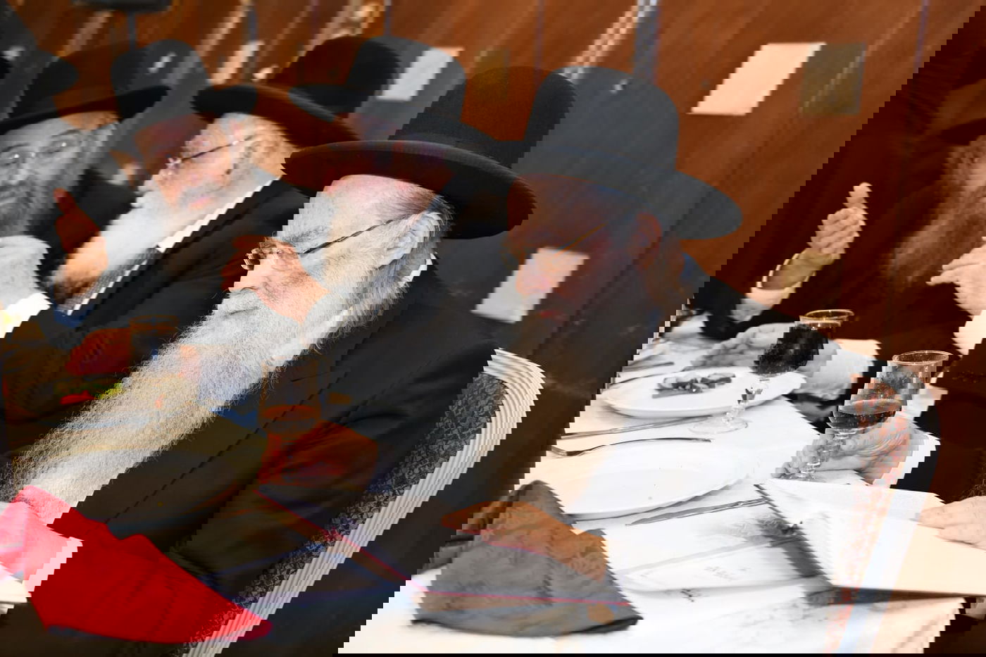 היתום הטרי התחתן עם נכדת ראש הישיבה