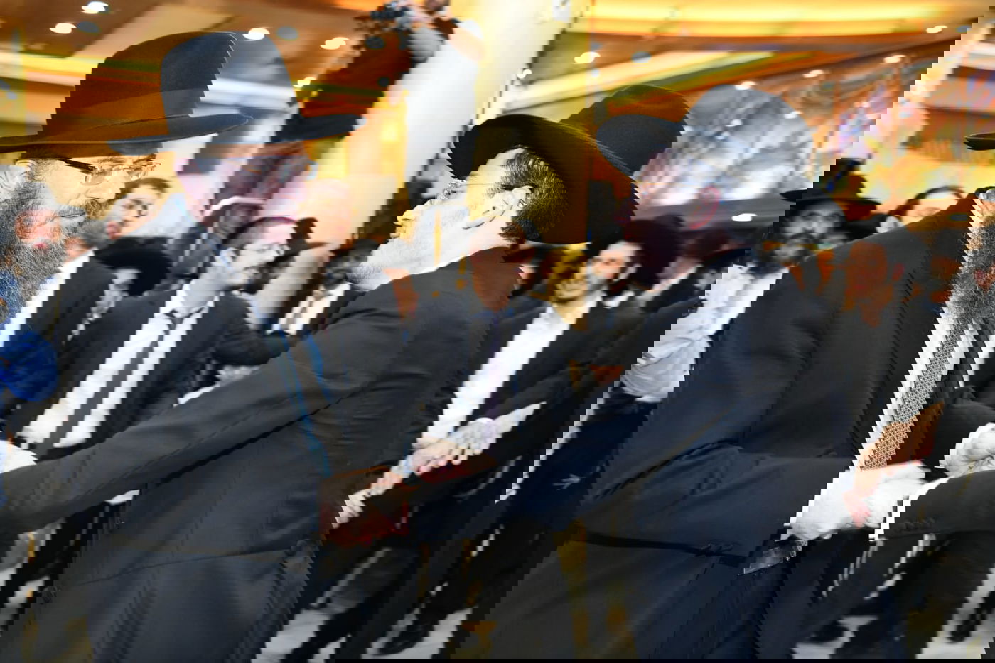 היתום הטרי התחתן עם נכדת ראש הישיבה