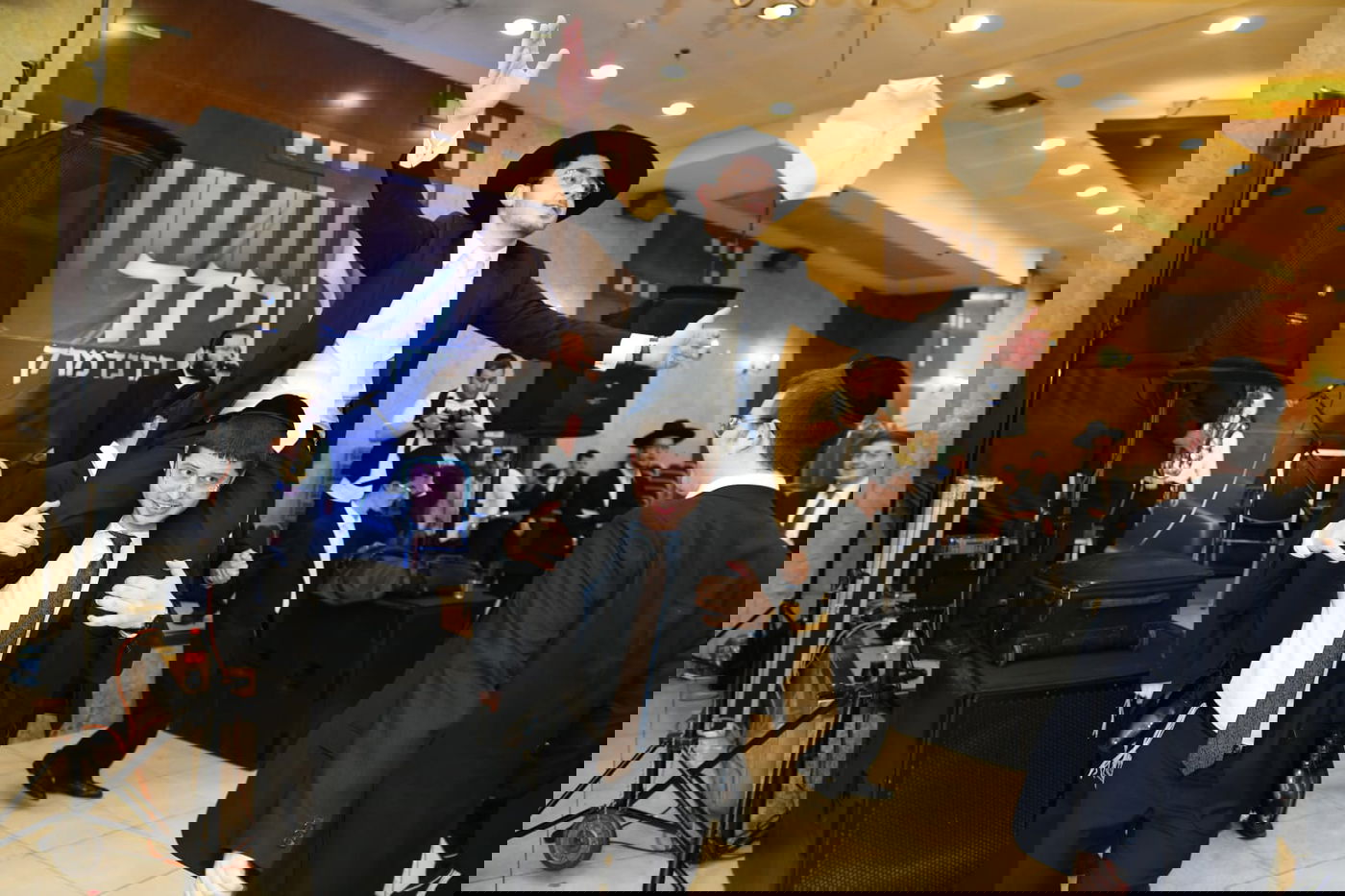 היתום הטרי התחתן עם נכדת ראש הישיבה