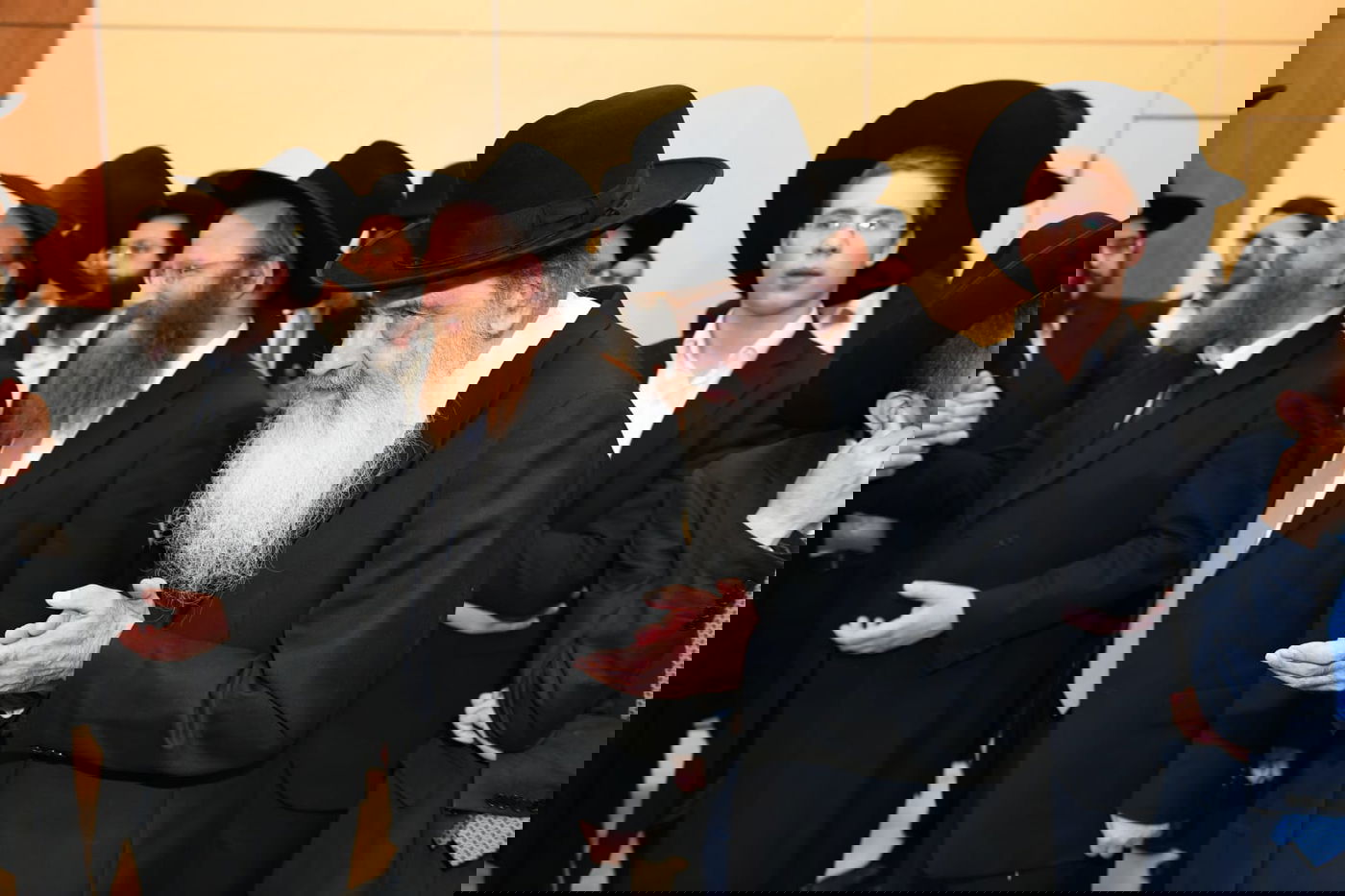 היתום הטרי התחתן עם נכדת ראש הישיבה