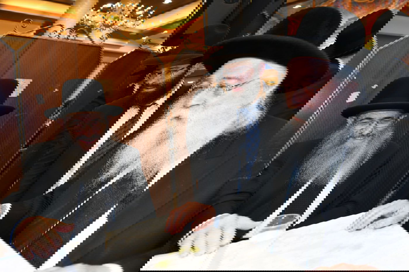 היתום הטרי התחתן עם נכדת ראש הישיבה