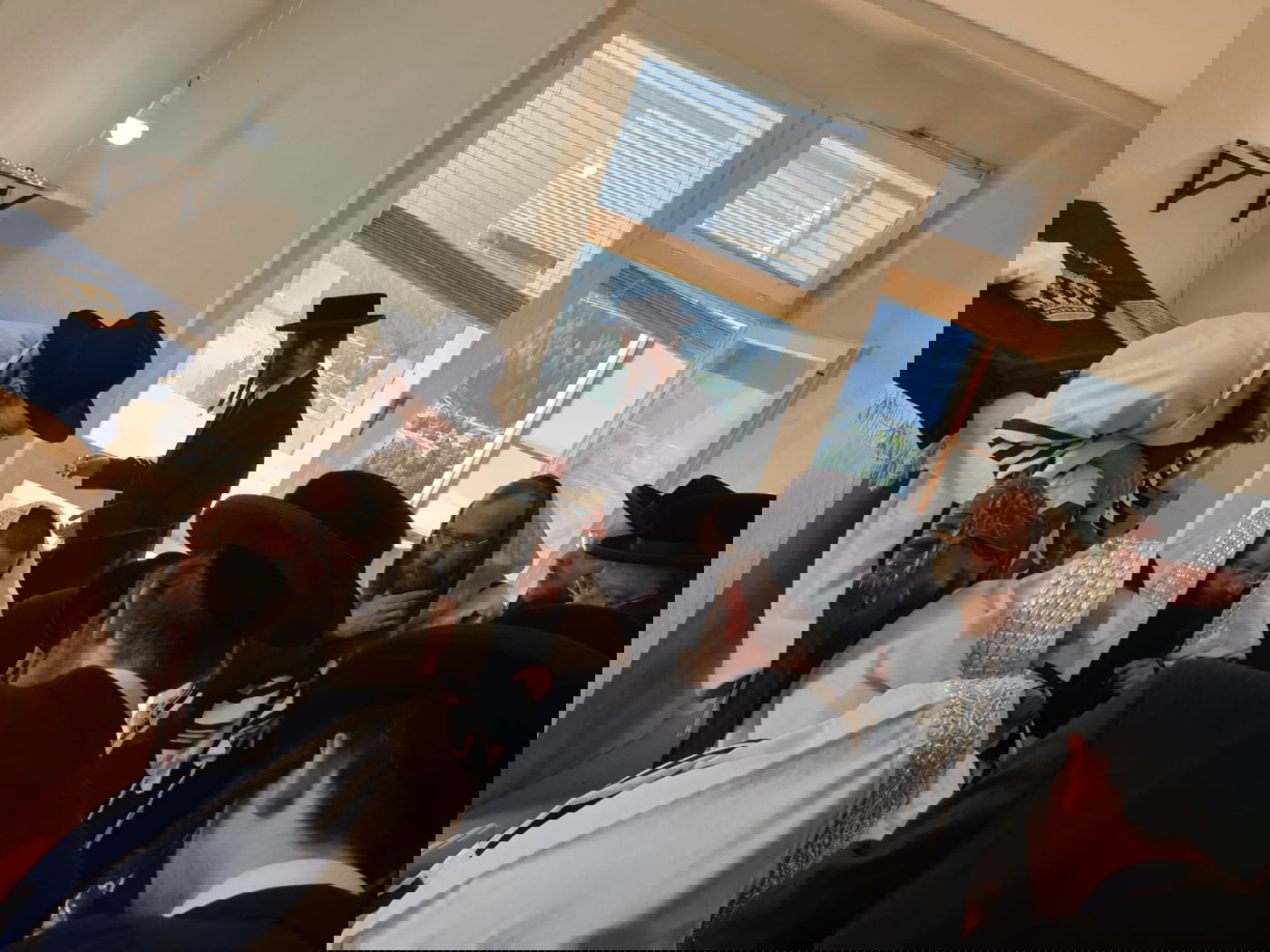 האדמו"ר מתולדות אברהם יצחק במעמד 'לחיים' • תיעוד