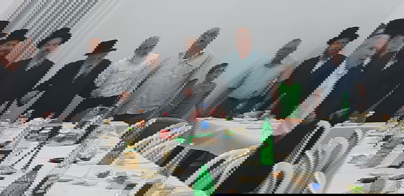 האדמו"ר מקאפיטשניץ חיזק את תושבי היישוב דולב