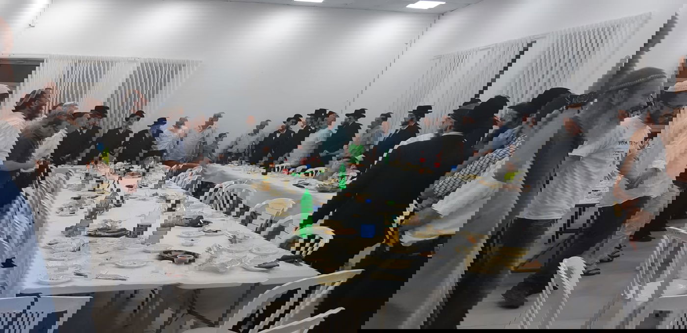 האדמו"ר מקאפיטשניץ חיזק את תושבי היישוב דולב