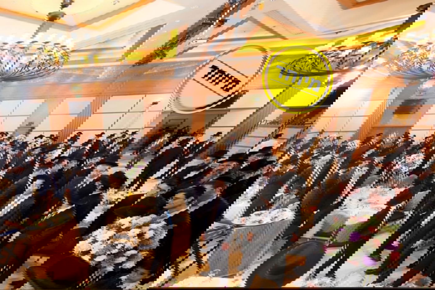 חתונה ב'כתר הרימון', למצולמים אין קשר לכתבה