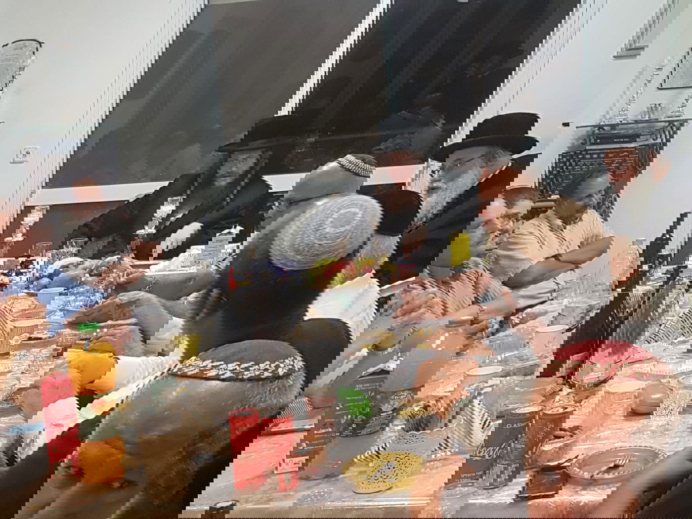 האדמו"ר מקאליב בביקור חיזוק בעיר מודיעין