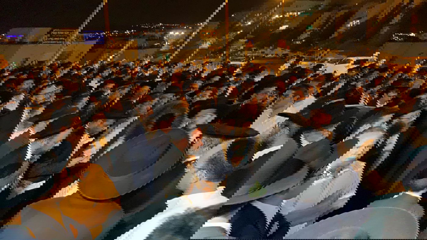 "אמא!"; הלווית הרבנית נעמי ברייטקופף ע"ה