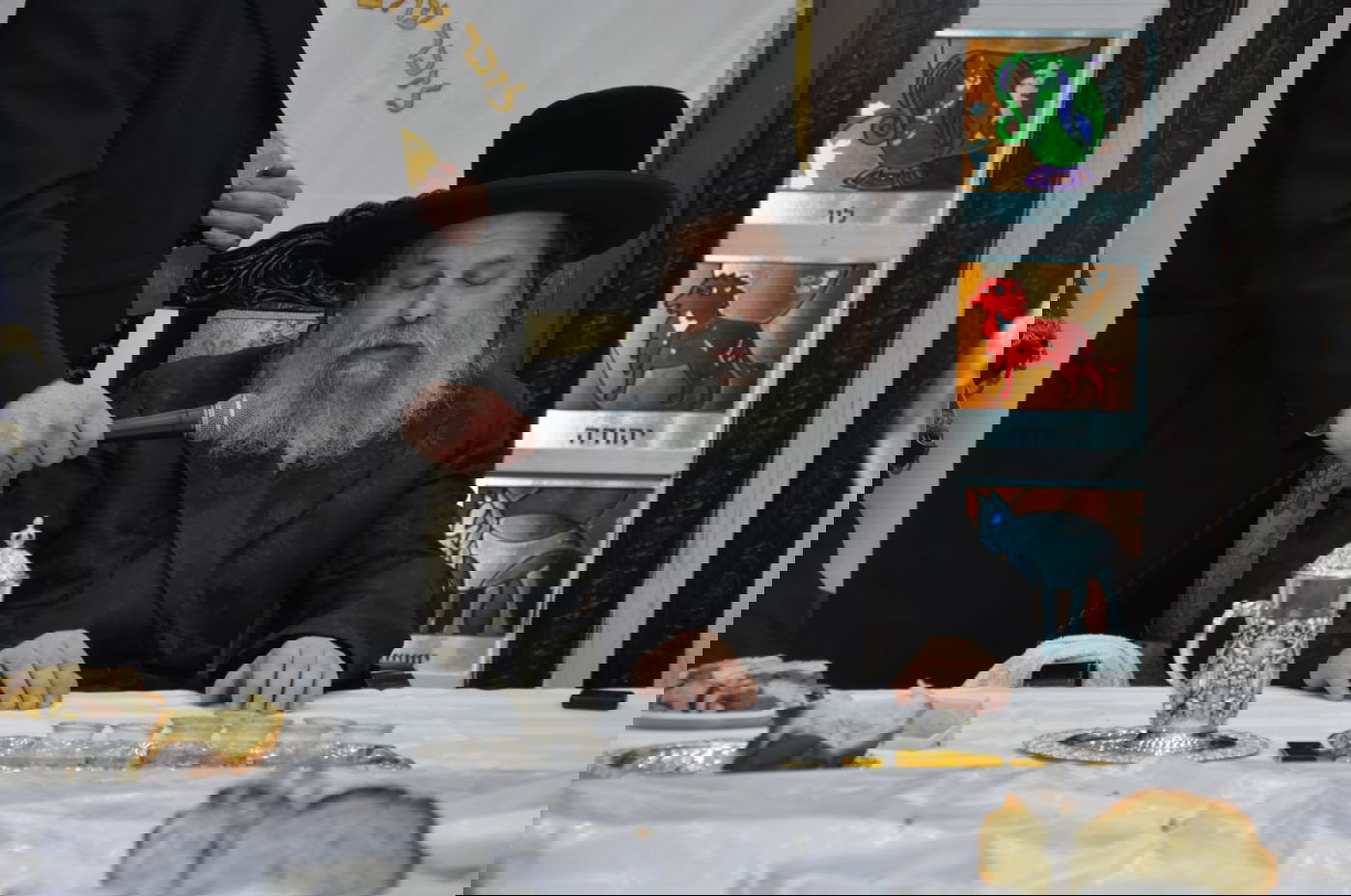 האדמו"ר מנדבורנא חנך את בית מדרשו החדש