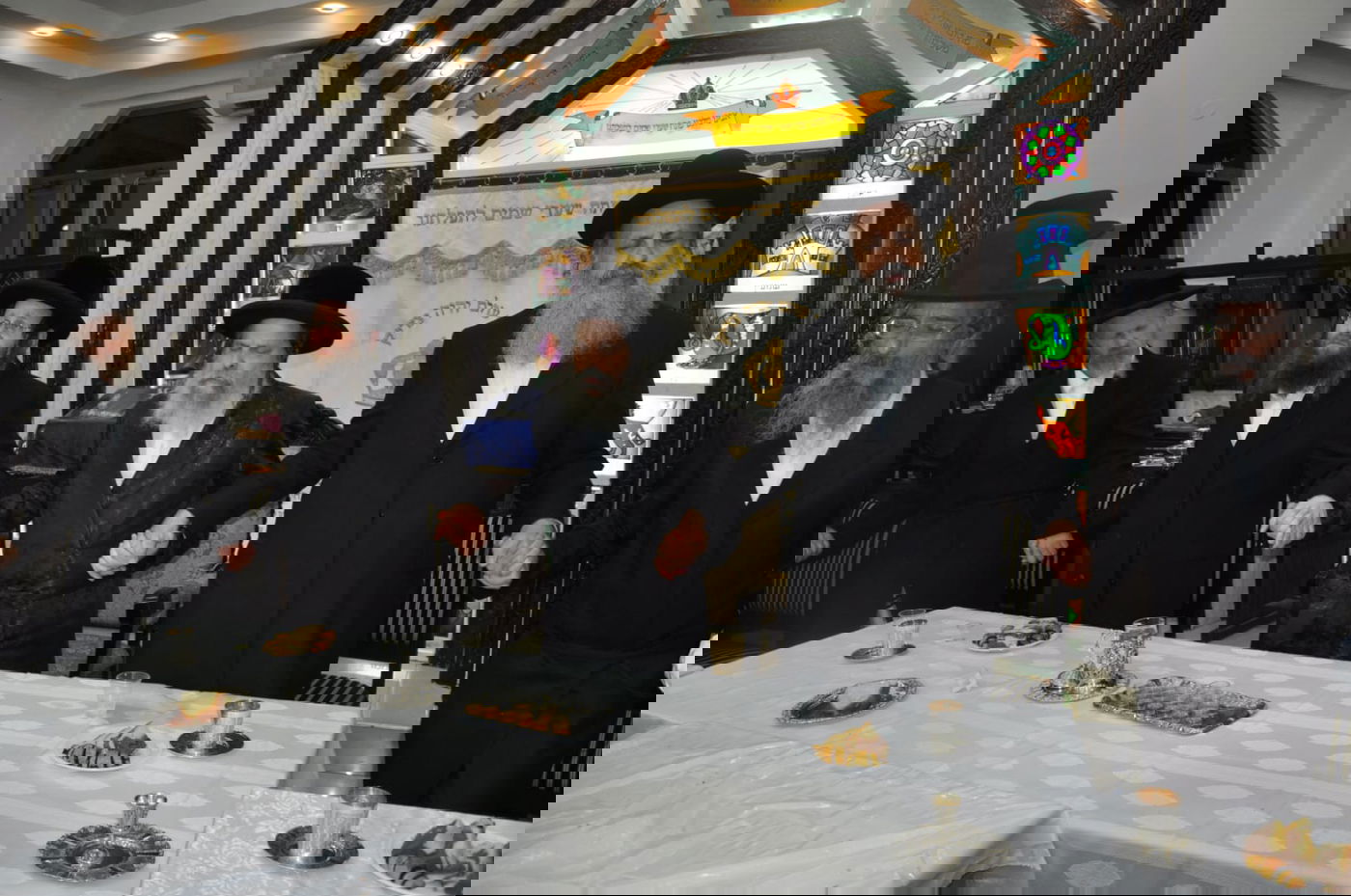 האדמו"ר מנדבורנא חנך את בית מדרשו החדש