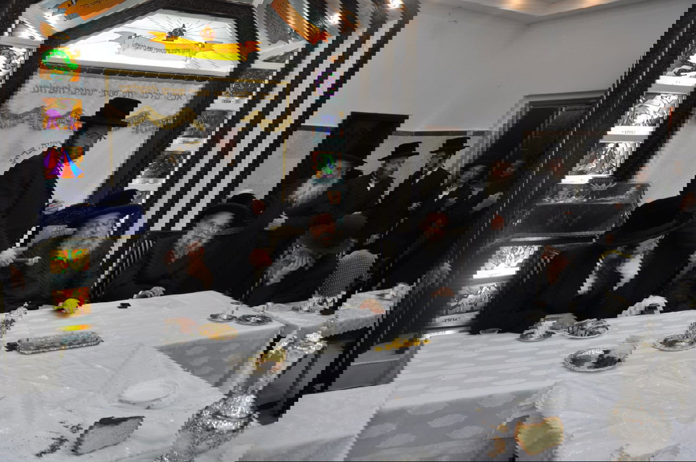 האדמו"ר מנדבורנא חנך את בית מדרשו החדש