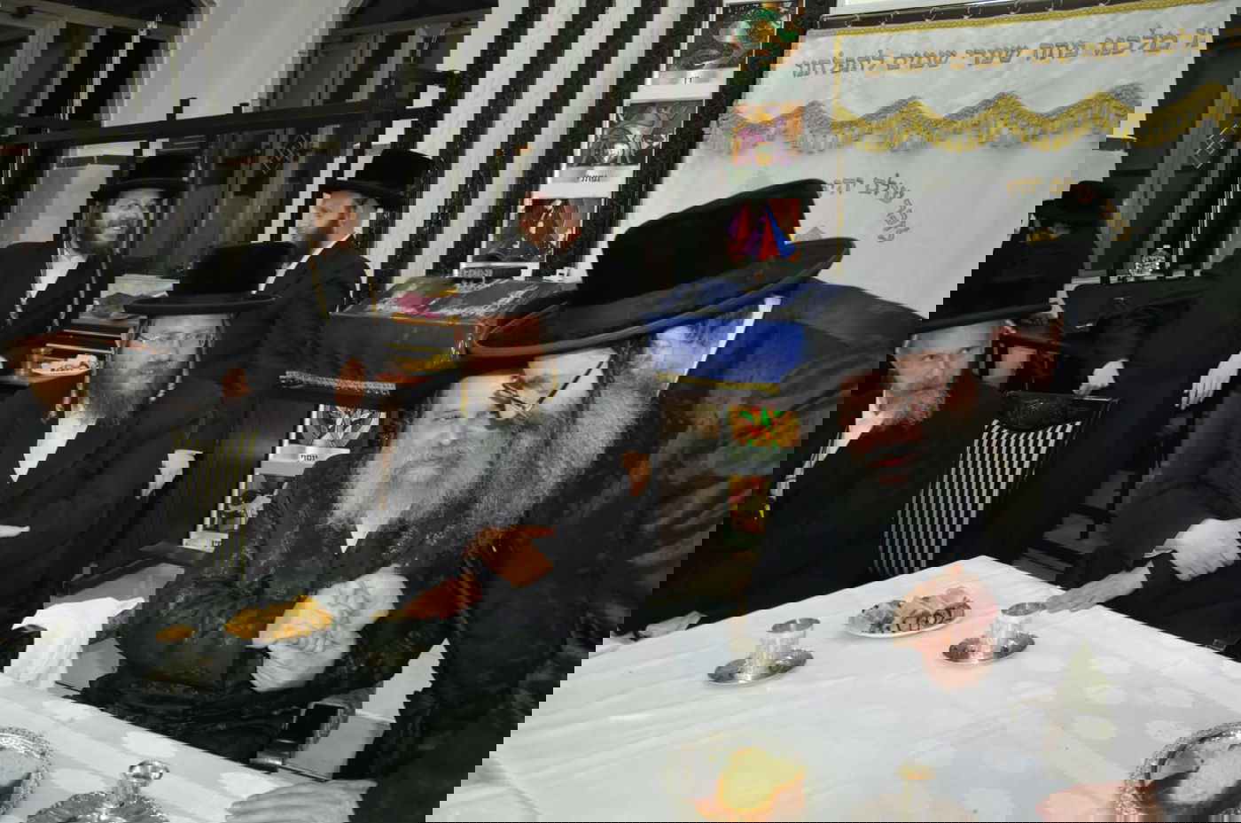 האדמו"ר מנדבורנא חנך את בית מדרשו החדש