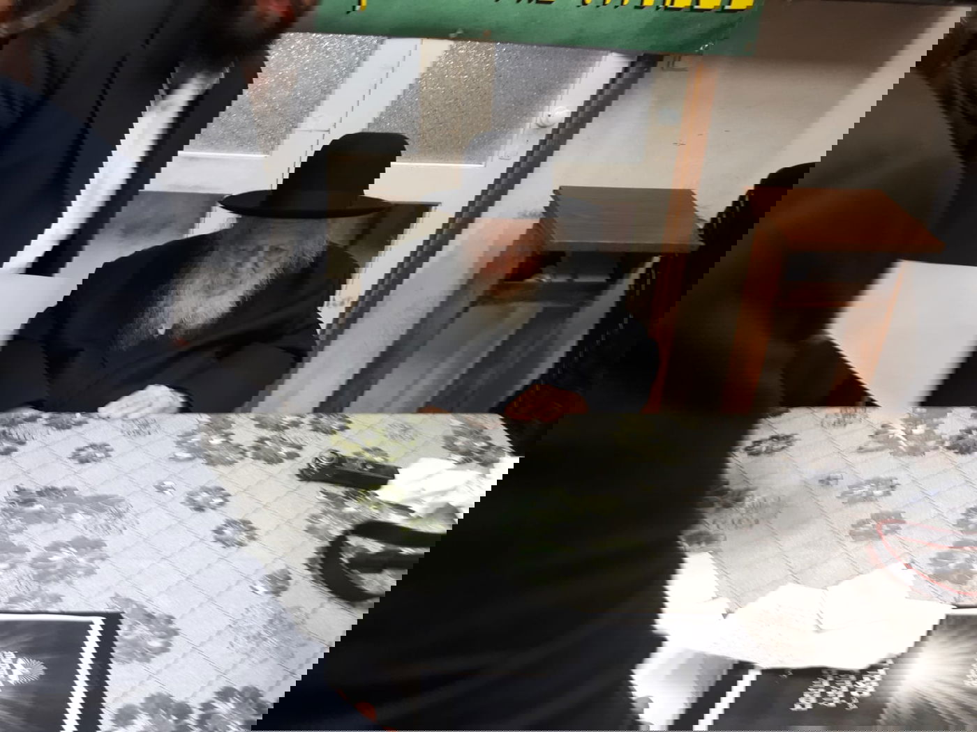 ר' שמעון גלאי ור' חזקיהו מישקובסקי בתפילה מרגשת בבית הגר"ח