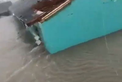 תיעוד ששבר את הלב - ואת הרשת: האם זועקת לעזרת ילדיה