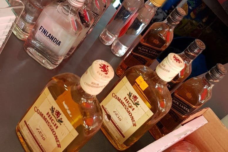 אלכוהול מזויף. ארכיון