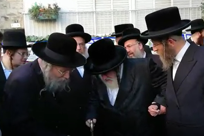 האדמו"רים יצאו מ'המועצת'; החסידים התברכו