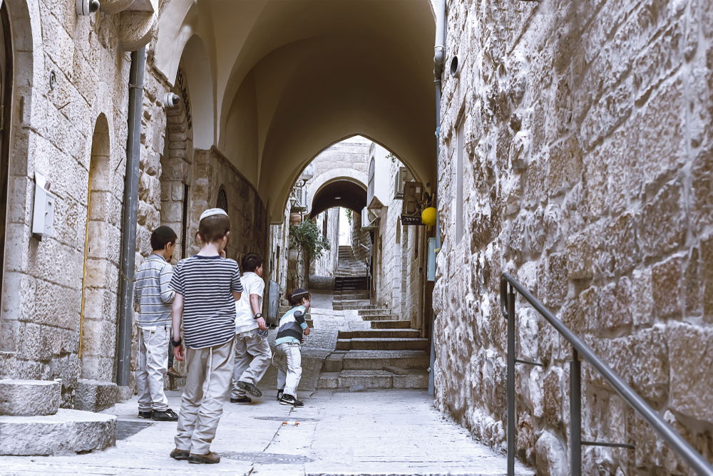 איך לגדל ילדים שמסתדרים עם (כמעט) כולם