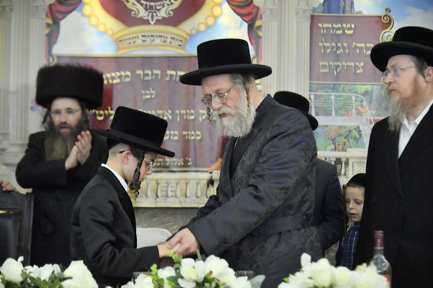 האדמו"ר משאץ ערך בר מצווה לבנו