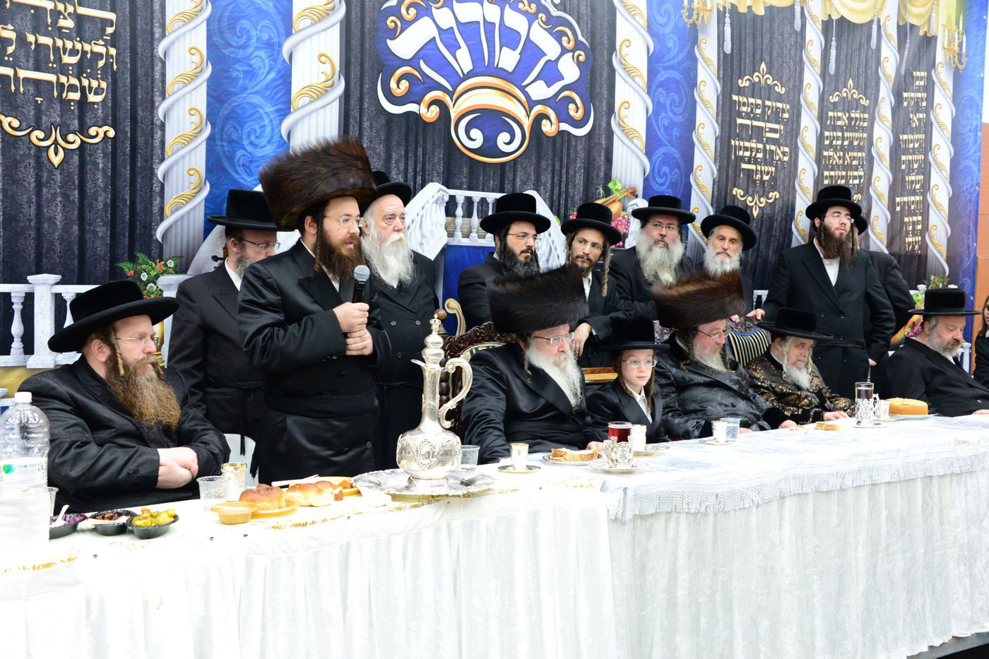 האדמו"רים חגגו בר מצווה לנכדם המשותף