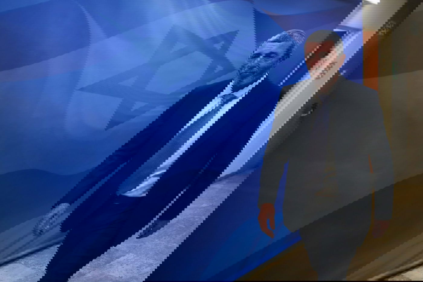 חוק המצלמות אושר; נתניהו דפק על השולחן: "לא להתפרץ"