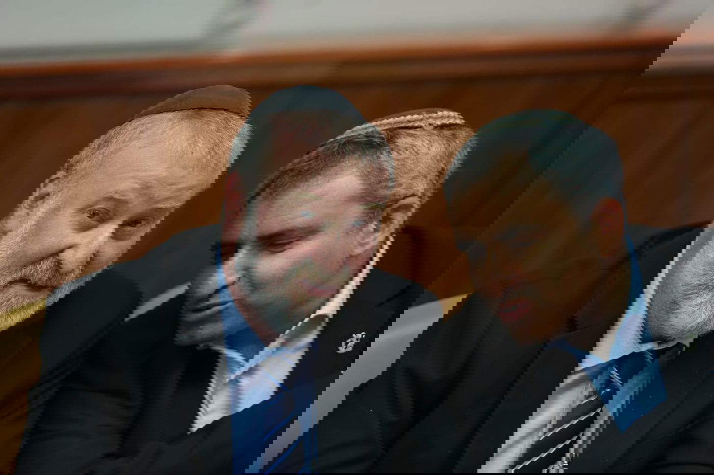 חוק המצלמות אושר; נתניהו דפק על השולחן: "לא להתפרץ"