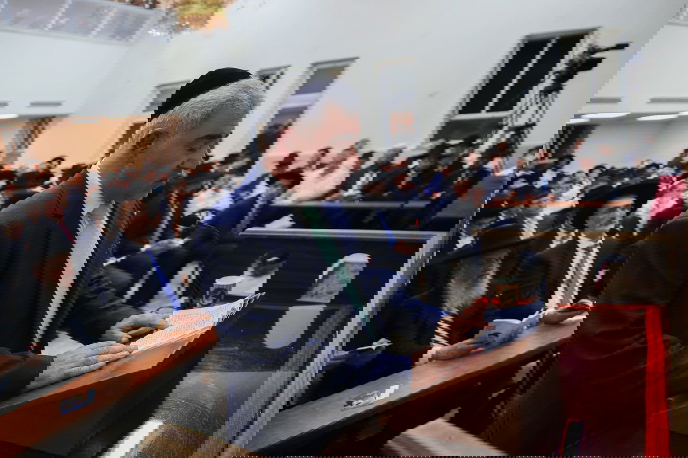 תיעוד מיוחד: סליחות בשיעור השבועי ב'יזדים'