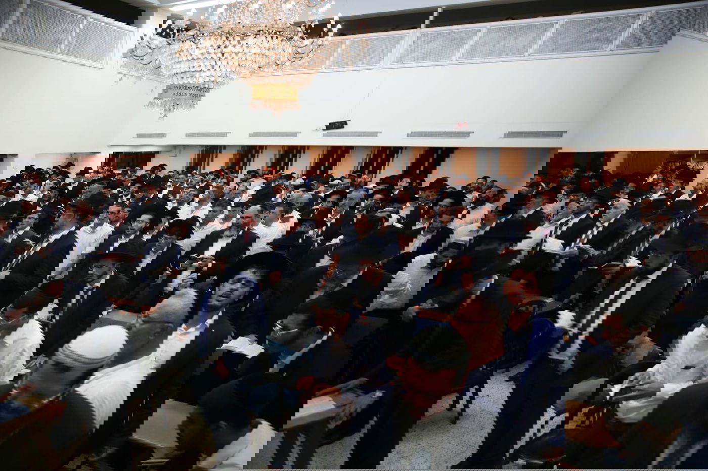 תיעוד מיוחד: סליחות בשיעור השבועי ב'יזדים'