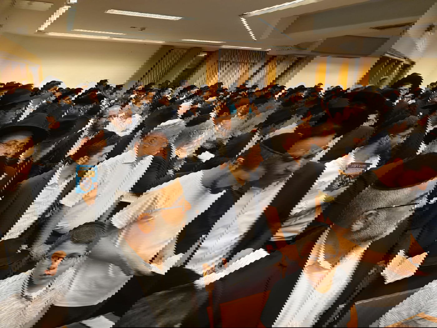 הסליחות בראשות הראשל"צ ו'חבר המועצת'