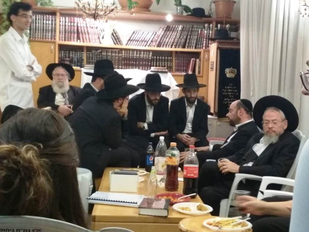 גדולי ישראל בניחום אבלים אצל הגר"י ברייטקופף