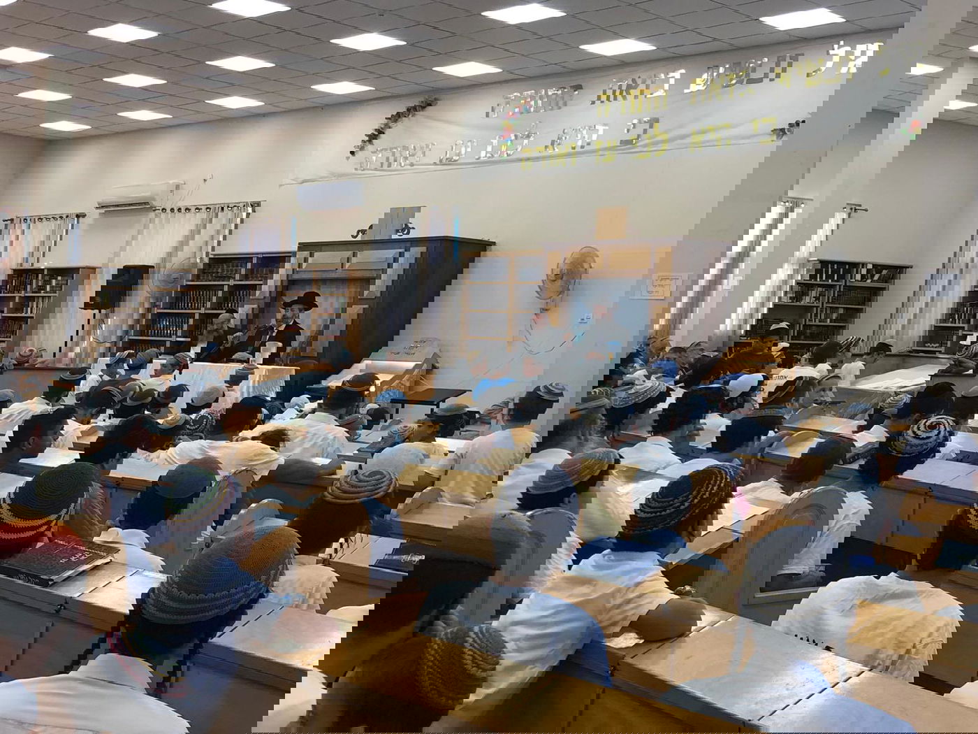 מסע החיזוק של הרב הראשי בישובי הדרום