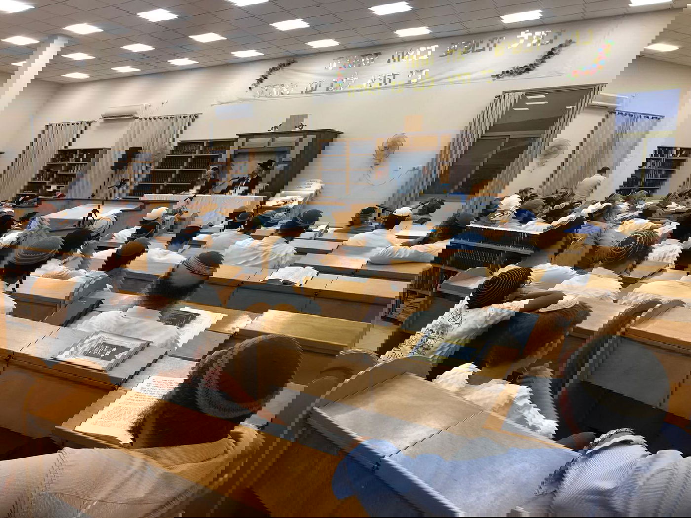 מסע החיזוק של הרב הראשי בישובי הדרום