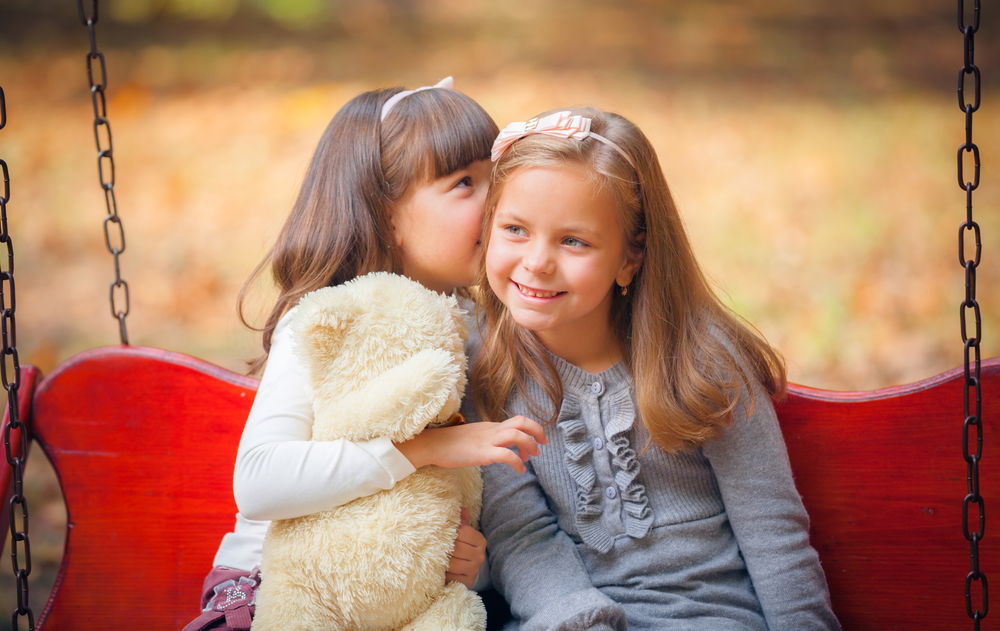 6 דרכים לעודד חברה שנמצאת במשבר