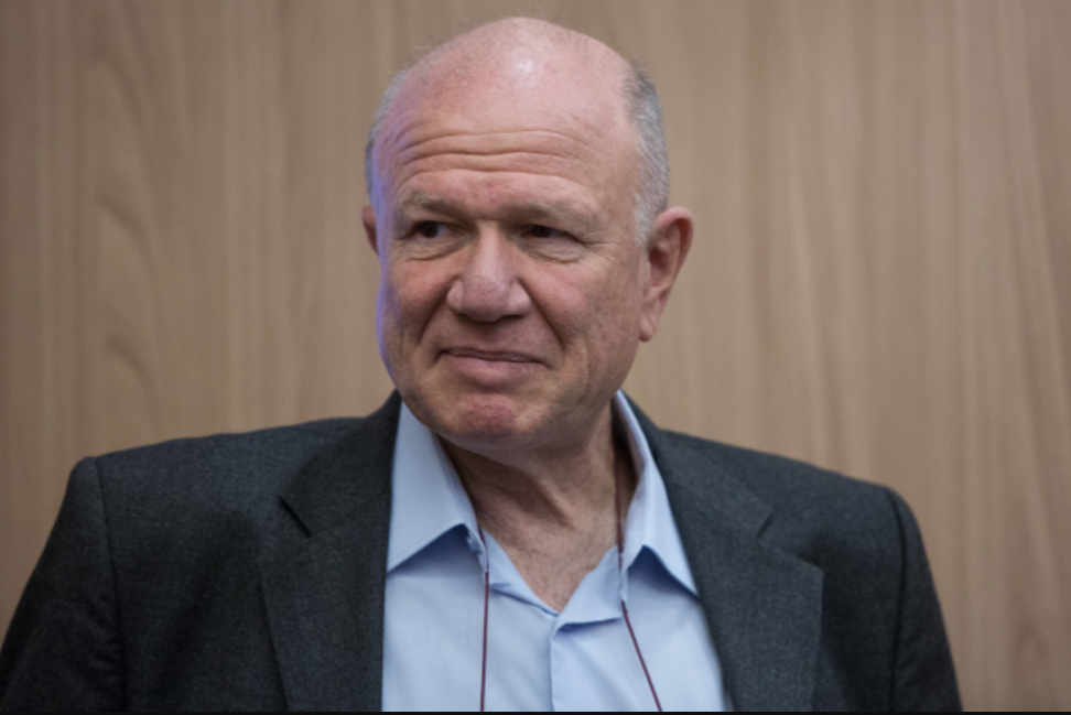 נחמיה שטרסלר