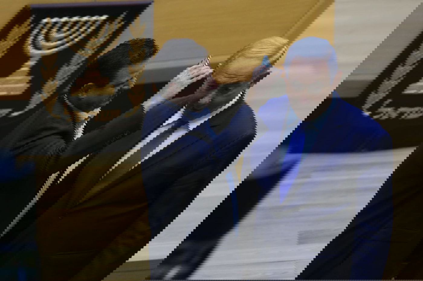 עודה התקרב לראש הממשלה; החכ"ים זינקו עליו • צפו