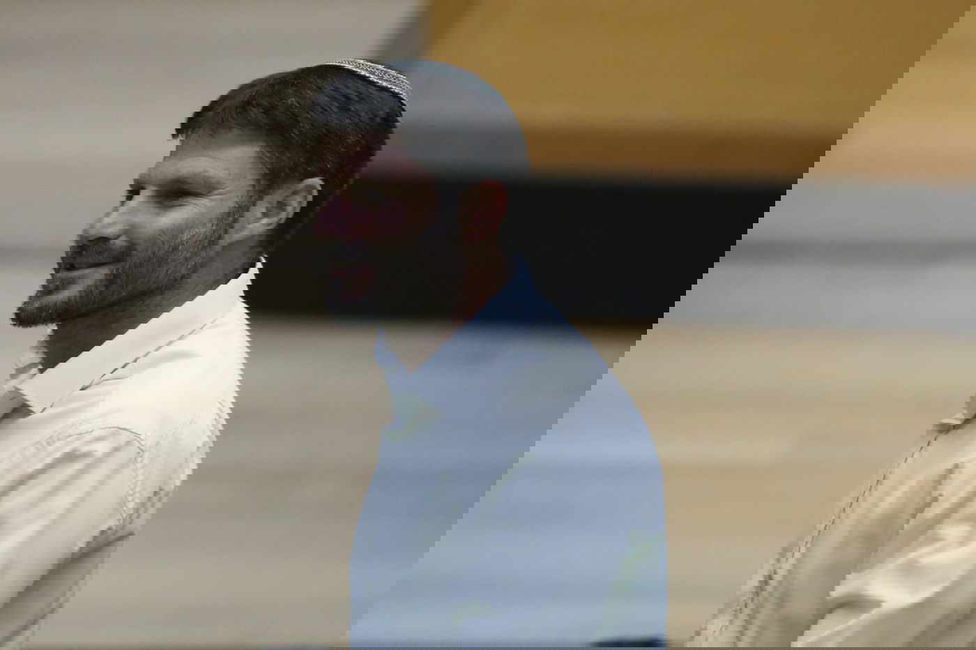 עימות, נאומים והצבעה: כינוס מליאה אחרון