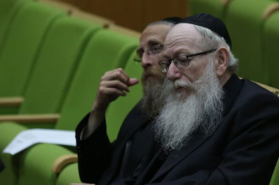 ליצמן וטסלר, אמש