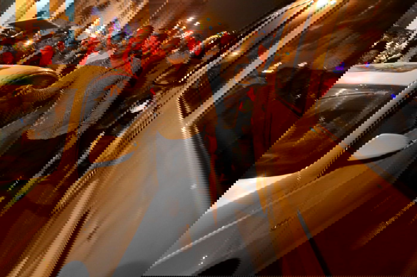 רון קובי הגיע לירושלים וגורש ממנה בידי הצעירים החרדים