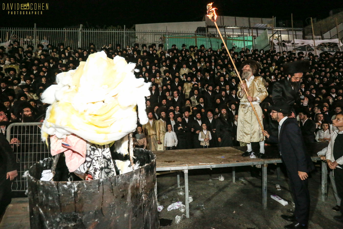 צפו בווידאו: ר' מיילך בידרמן הקפיץ את מירון