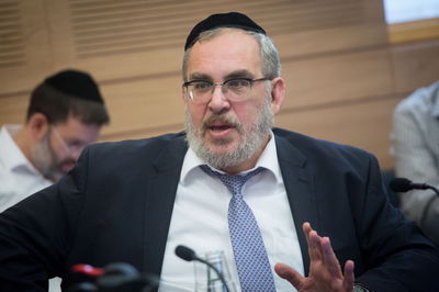 ח"כ אשר מציג: "תחרות הזמר האנטי חרדי"