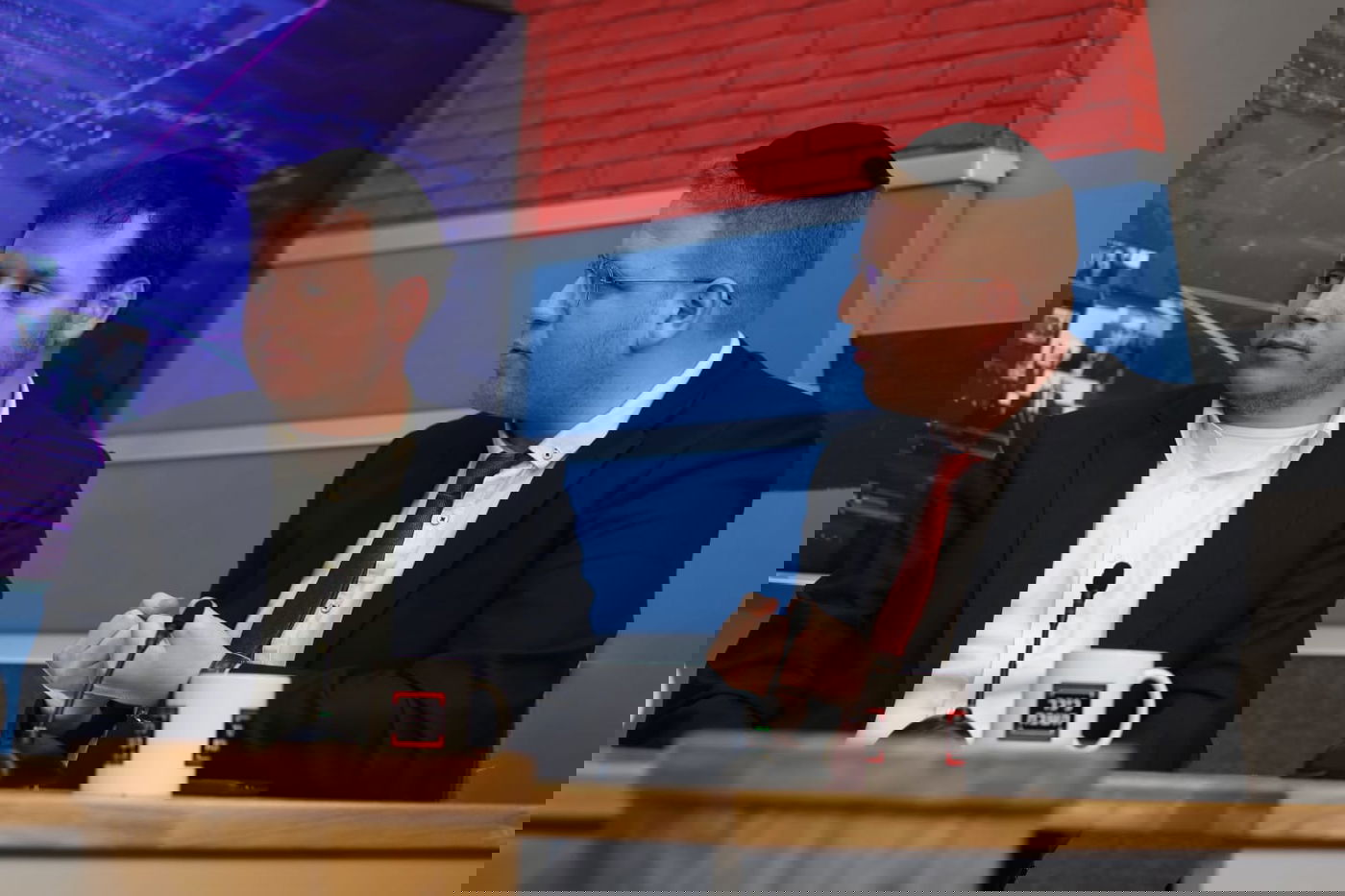 תיעוד ענק: כך נראה משדר ערב הבחירות ב'אולפן כיכר'