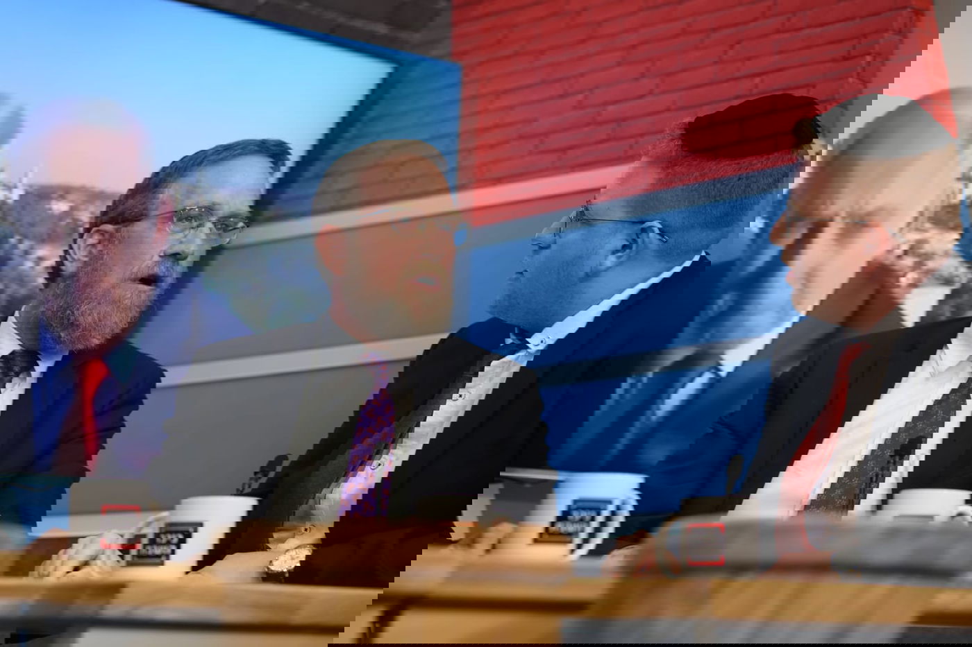 תיעוד ענק: כך נראה משדר ערב הבחירות ב'אולפן כיכר'