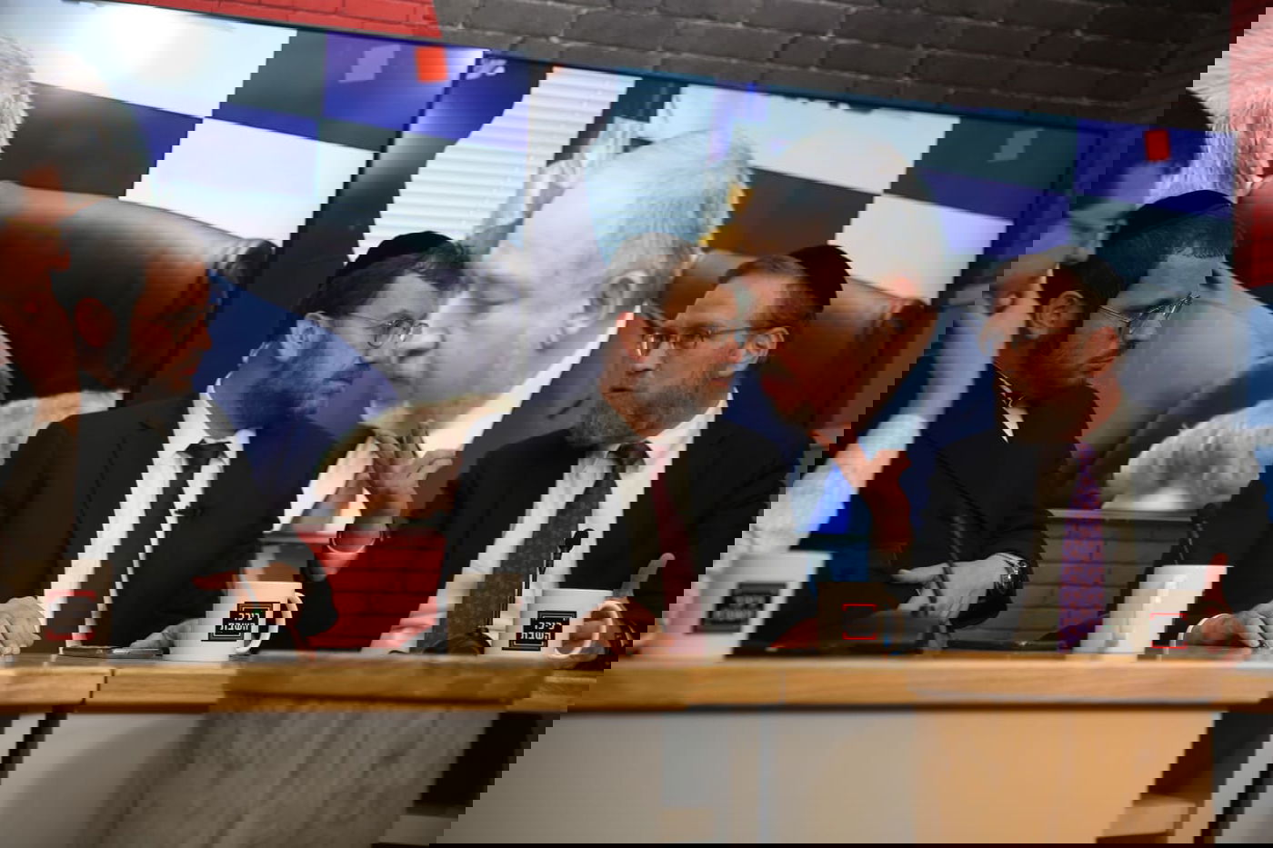 תיעוד ענק: כך נראה משדר ערב הבחירות ב'אולפן כיכר'