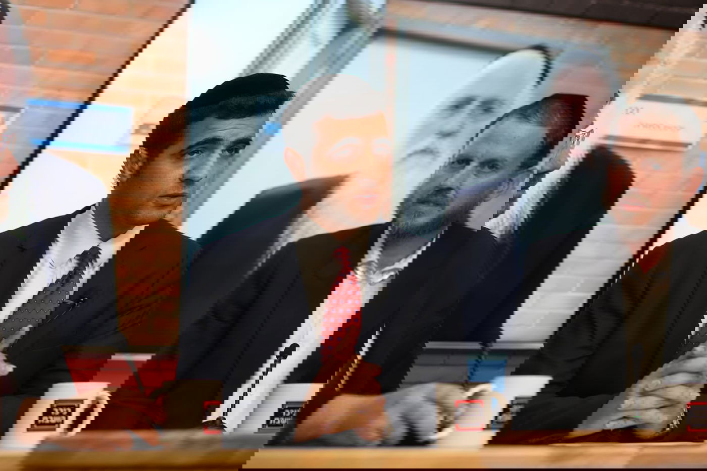 תיעוד ענק: כך נראה משדר ערב הבחירות ב'אולפן כיכר'